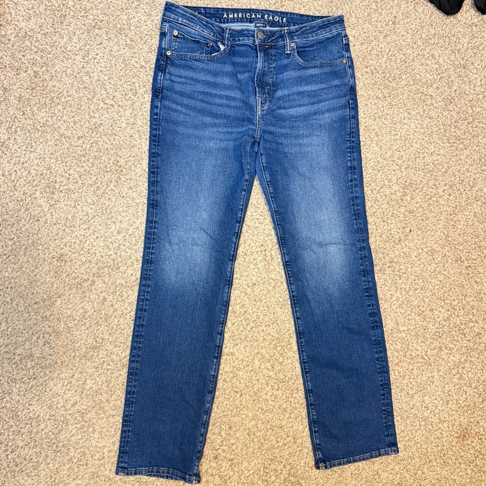 American Eagle Outfitters Men's blue flex Jeans